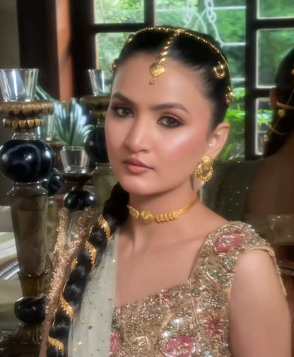 Hira Faisal look