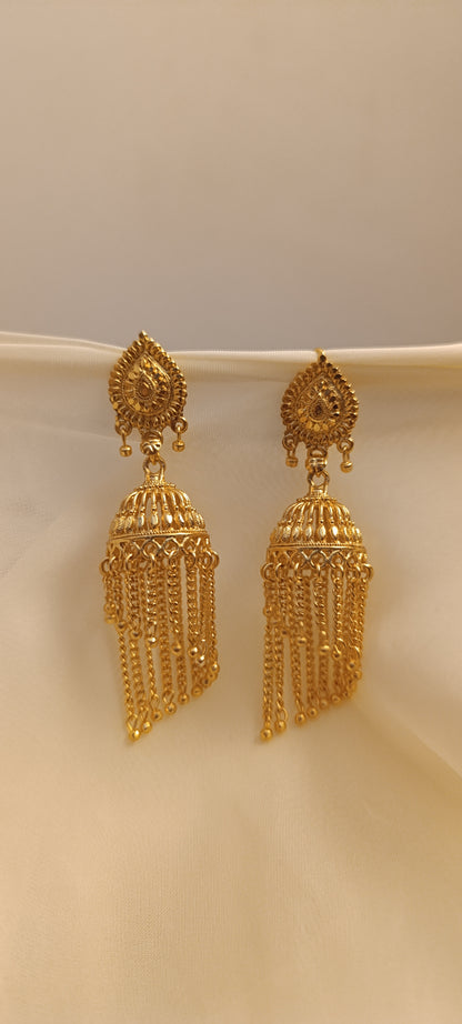 Jhalar jhumkas