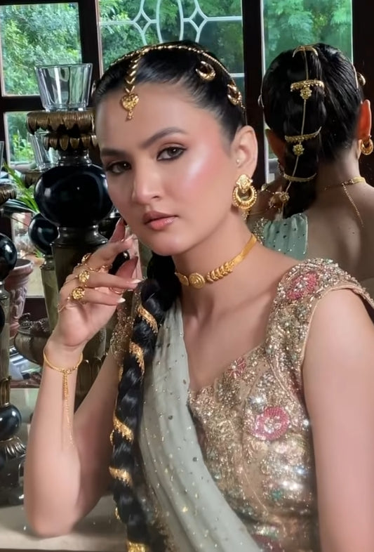 Hira Faisal look